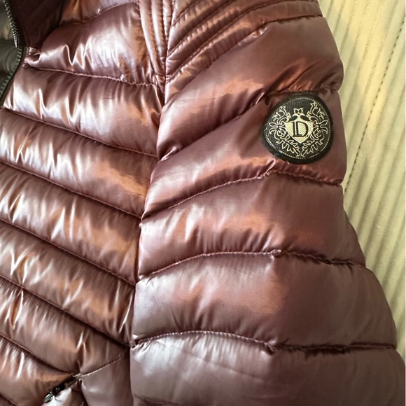 Dawn Levy quilted winter Down Feather  puffer jacket Women’s size Medium maroon - Picture 3 of 9